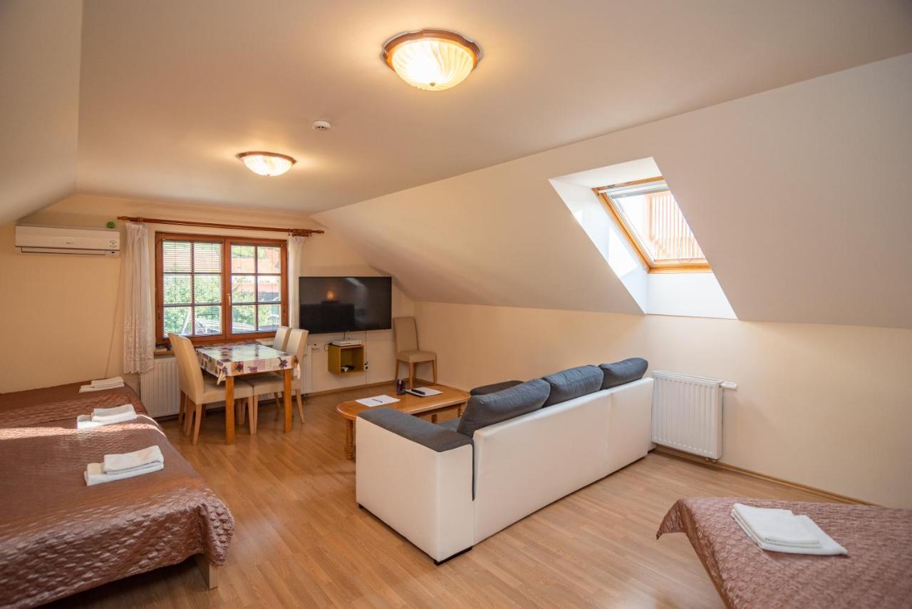 Apartman A Ubytovani U Machu Mikulov Εξωτερικό φωτογραφία