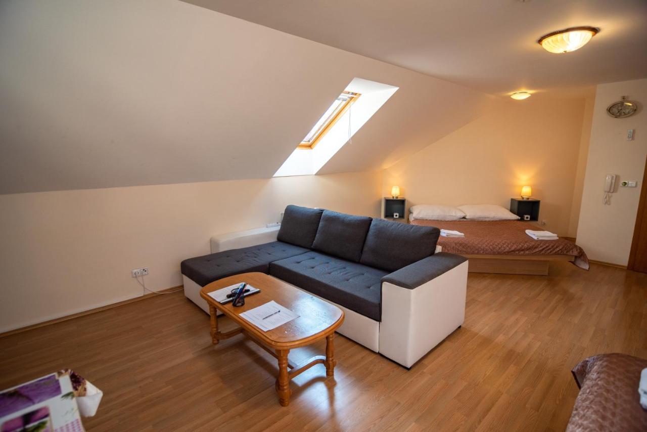 Apartman A Ubytovani U Machu Mikulov Εξωτερικό φωτογραφία
